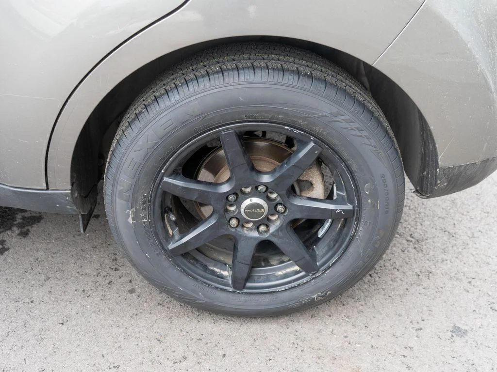 Used 2019 Gray Kia Base image 25