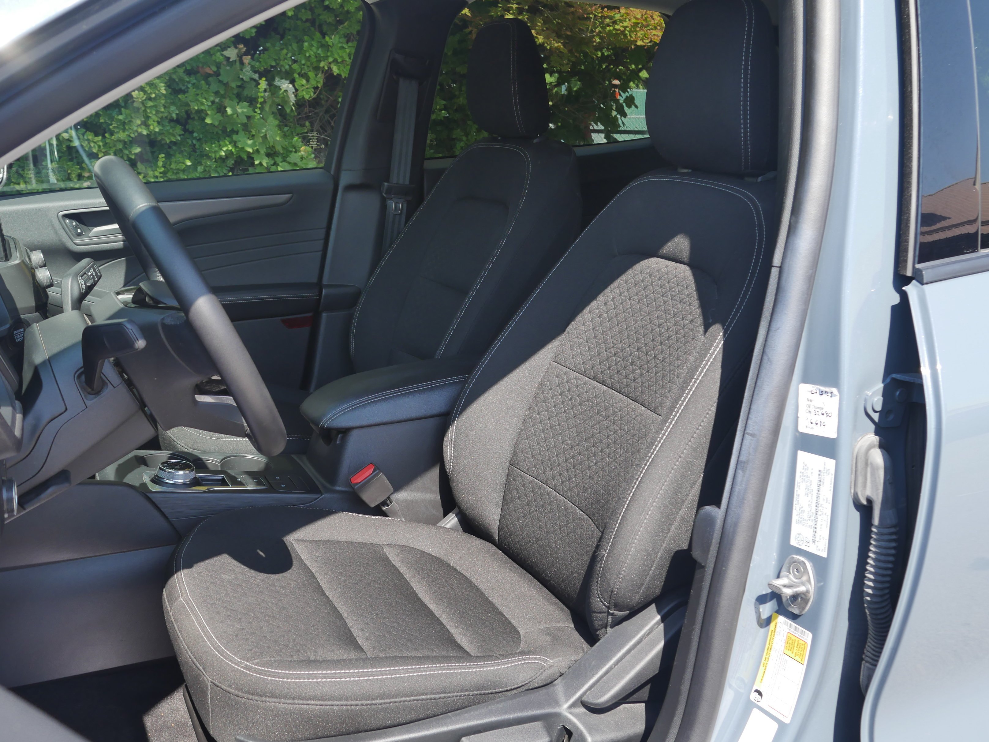 Certified Used 2025 Vapor Blue Metallic Ford Active image 31