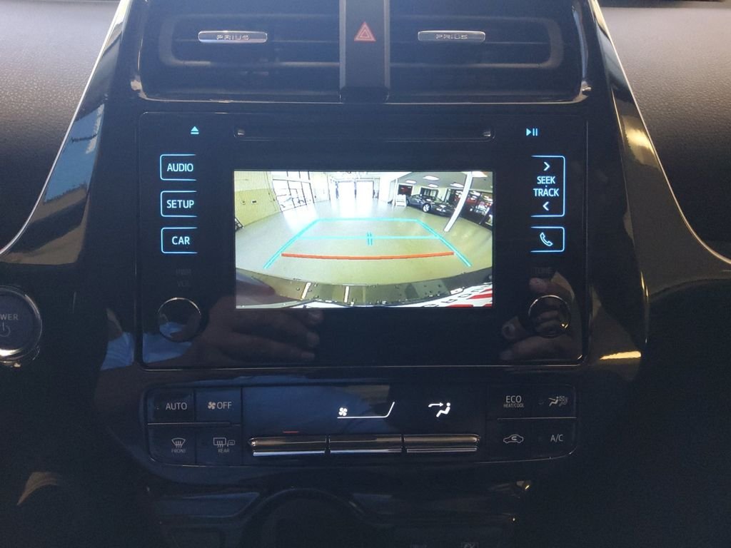 Used 2018 Gray Toyota Two image 25