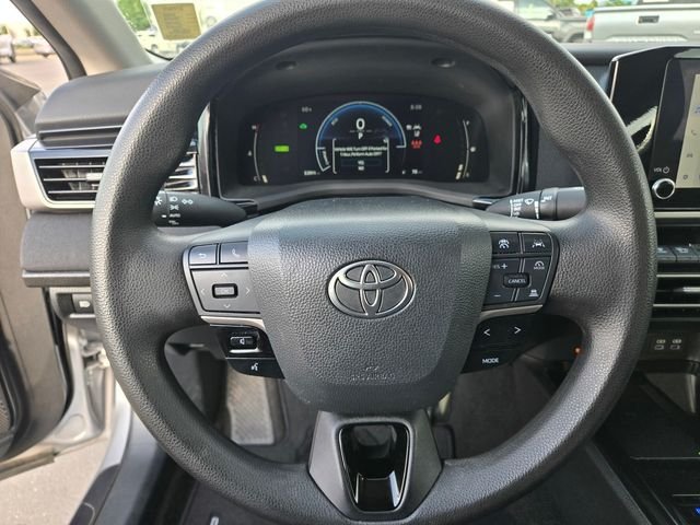 Used 2025 Silver Toyota LE image 20