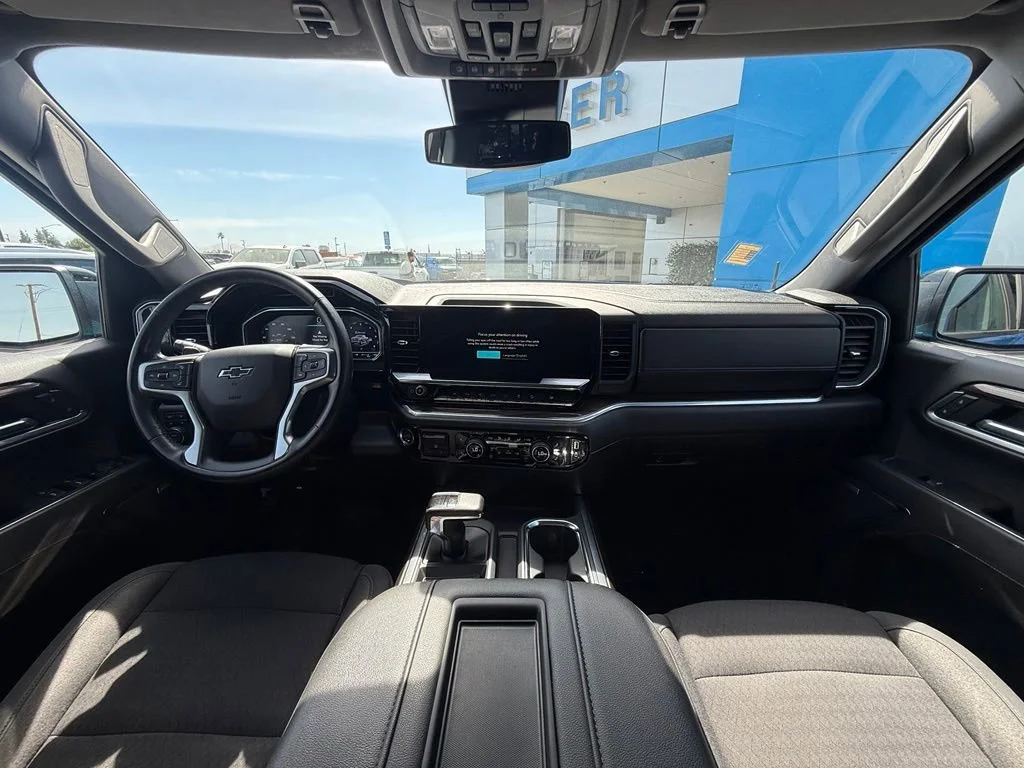 Used 2022 Glacier Blue Metallic Chevrolet RST image 18