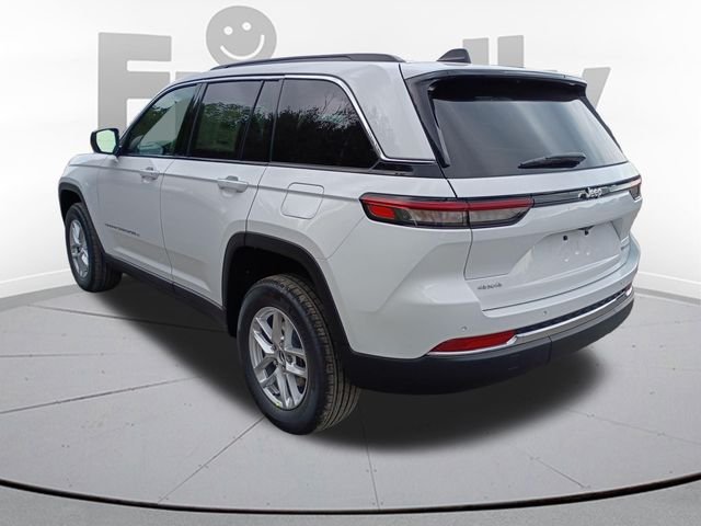 New 2026 Bright White Clearcoat Jeep Laredo X image 7