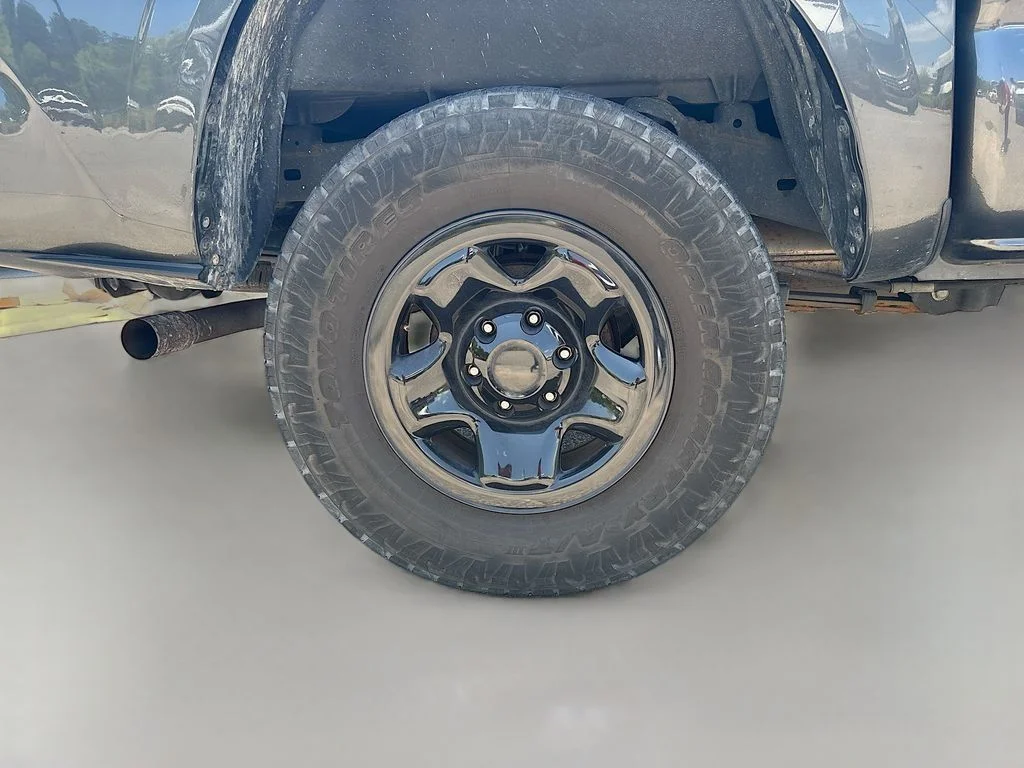 Used 2022 Gray Toyota SR image 11