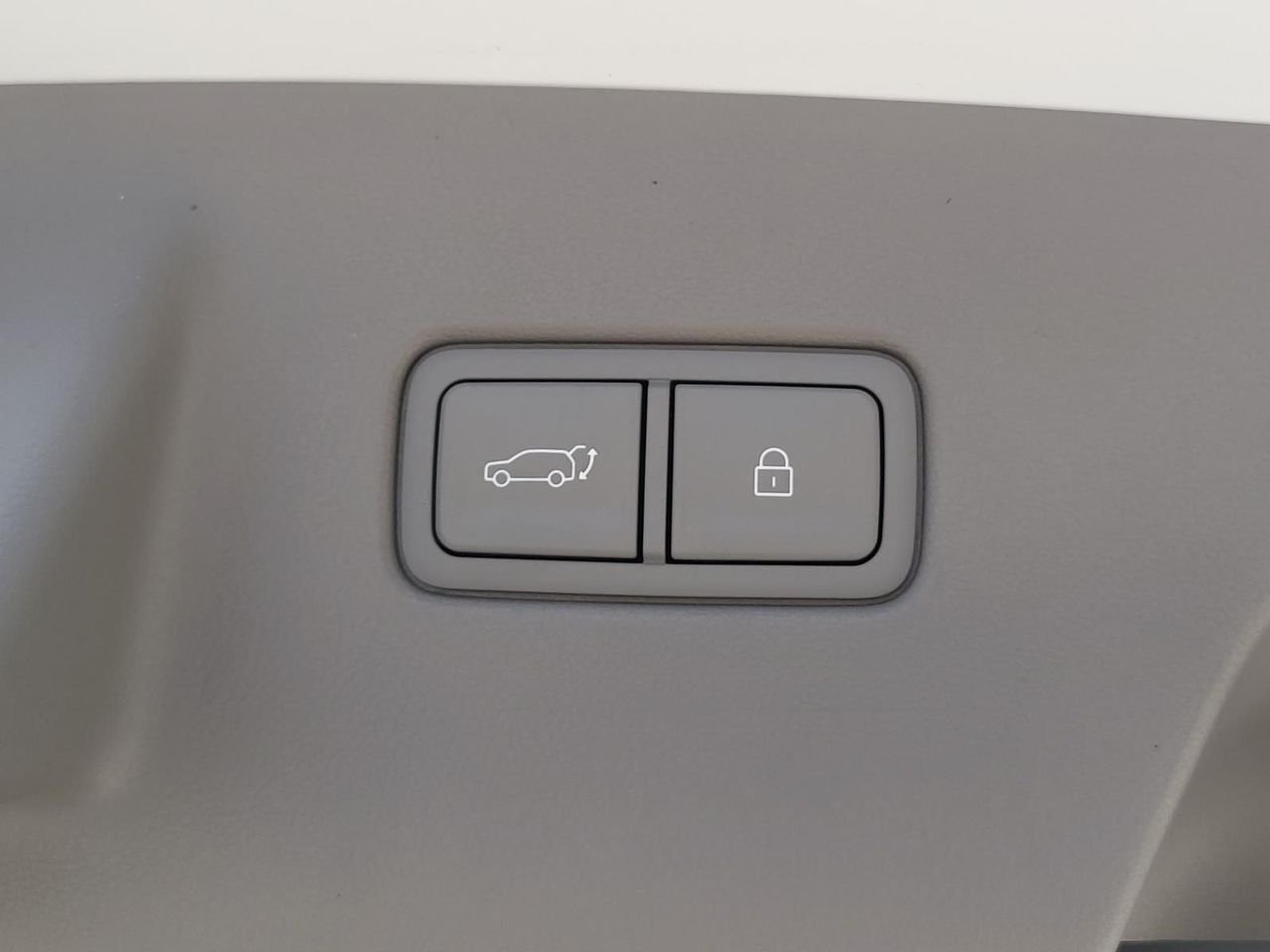 New 2026 Creamy White Pearl Hyundai Limited FWD image 10