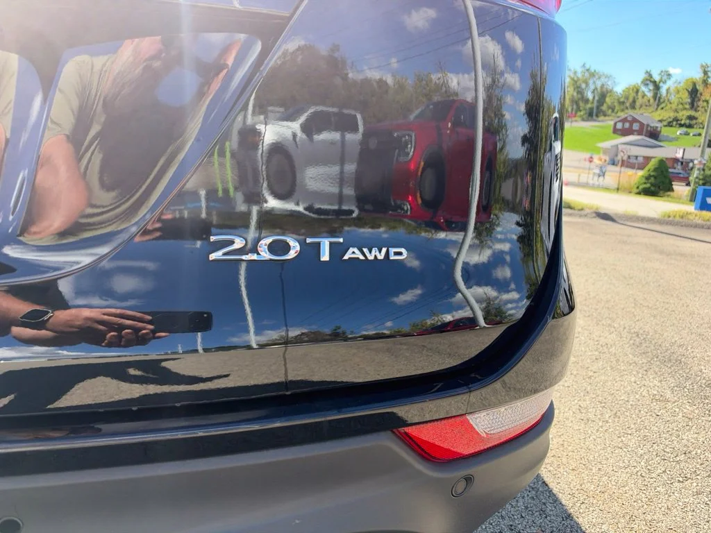Used 2017 Black Lincoln Reserve image 11