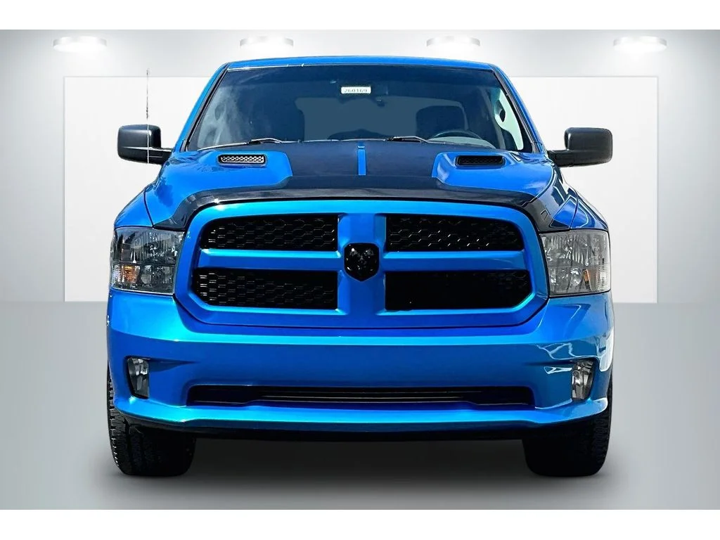 Used 2019 Blue Ram Express image 3