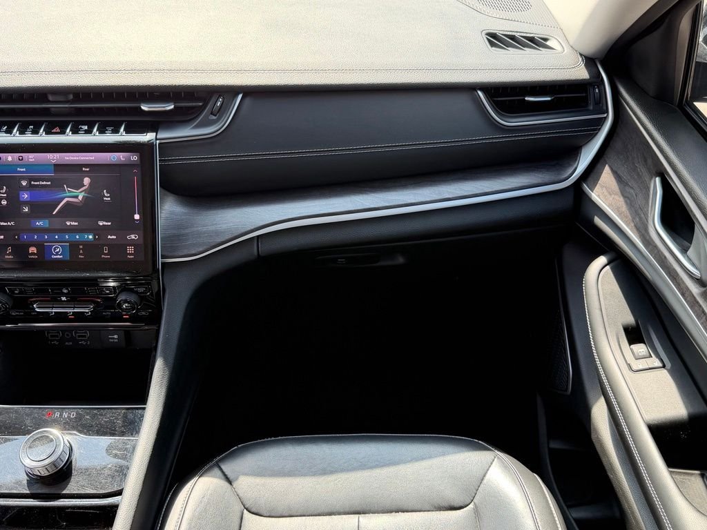 Used 2021 White Jeep Limited image 13