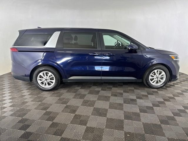 Used 2022 Blue Kia LXS image 6
