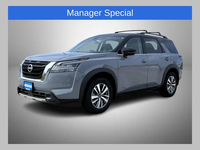 2023 Nissan Pathfinder SL