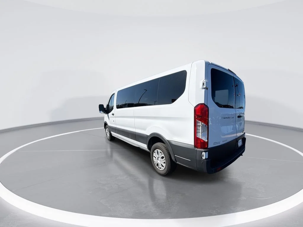 Used 2023 White Ford XLT image 6