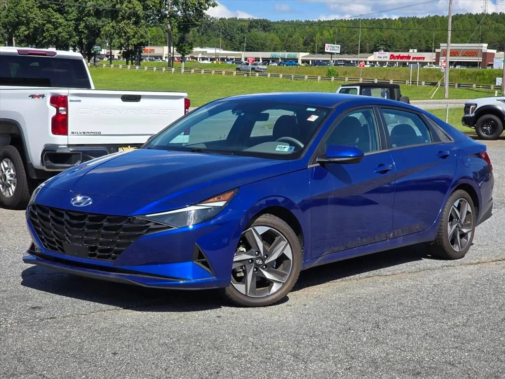 Used 2023 Blue Hyundai SEL image 2