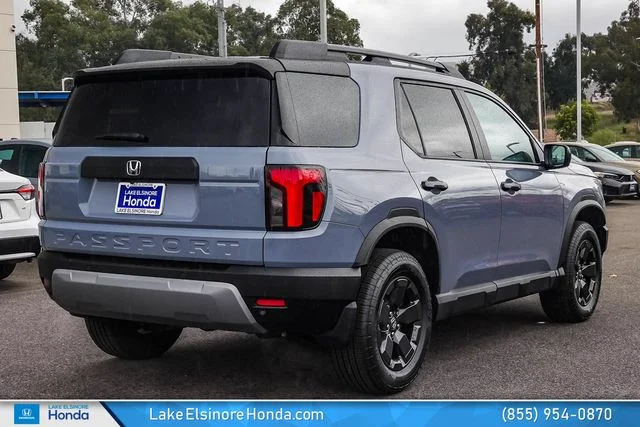 New 2026 Sonic Gray Pearl Honda RTL image 9