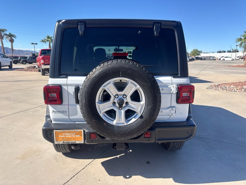 Certified Used 2022 White Jeep Unlimited Sport S image 4