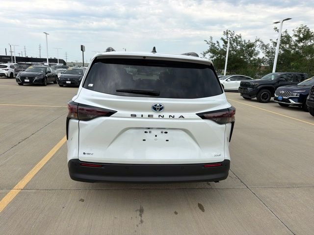 Used 2025 Beige Toyota XLE image 4