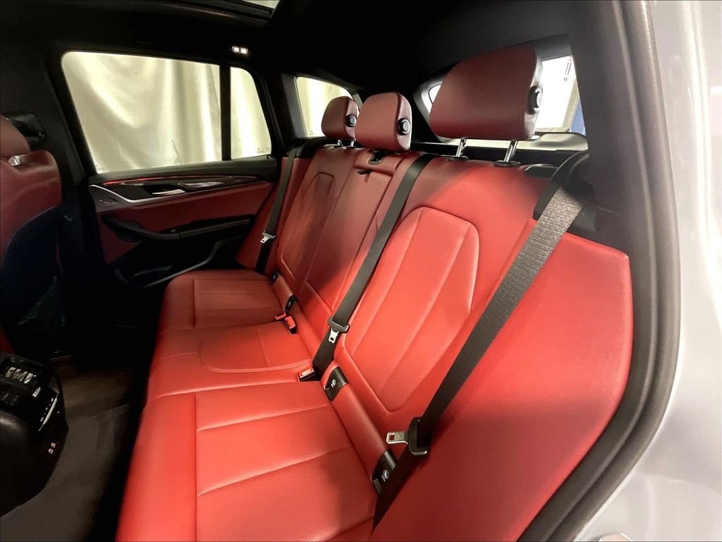 Used 2024 Gray BMW M40i image 15