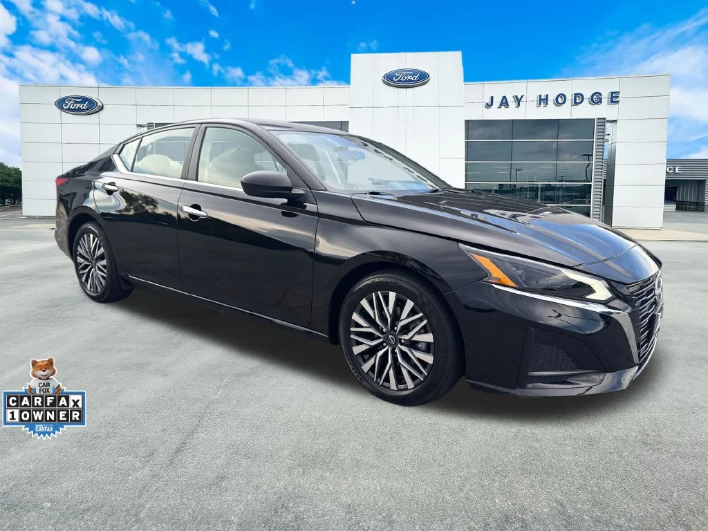 2025 Nissan Altima