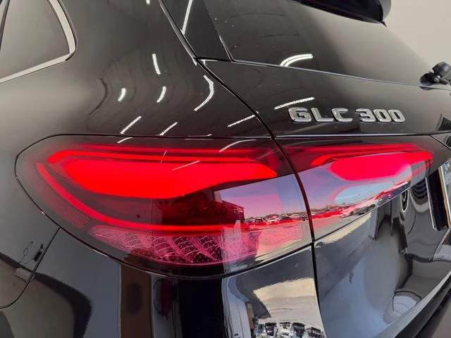Certified Used 2026 Black Mercedes-Benz GLC 300 image 33