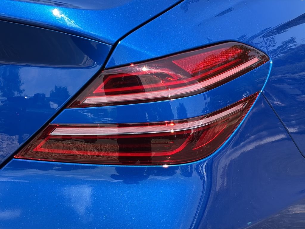 2025 GENESIS G70 Standard - Photo 13