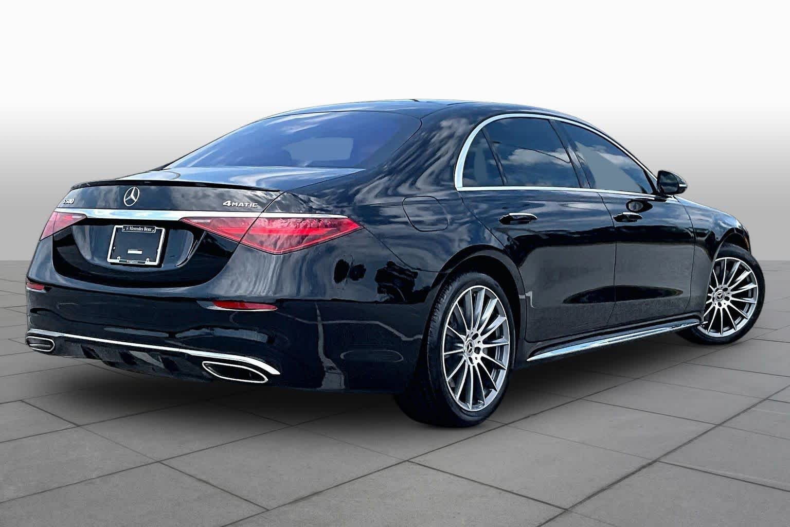 Used 2024 Obsidian Black Metallic Mercedes-Benz S 580 image 13