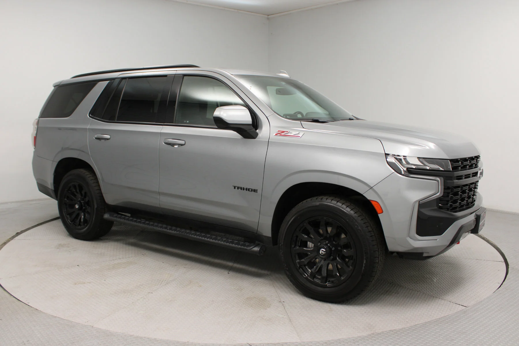 Used 2023 Sterling Gray Metallic Chevrolet 4WD Z71 image 14