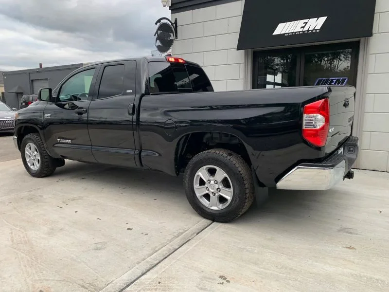 Used 2021 Black Toyota SR5 Pickup 4D 6 1/2 ft image 12