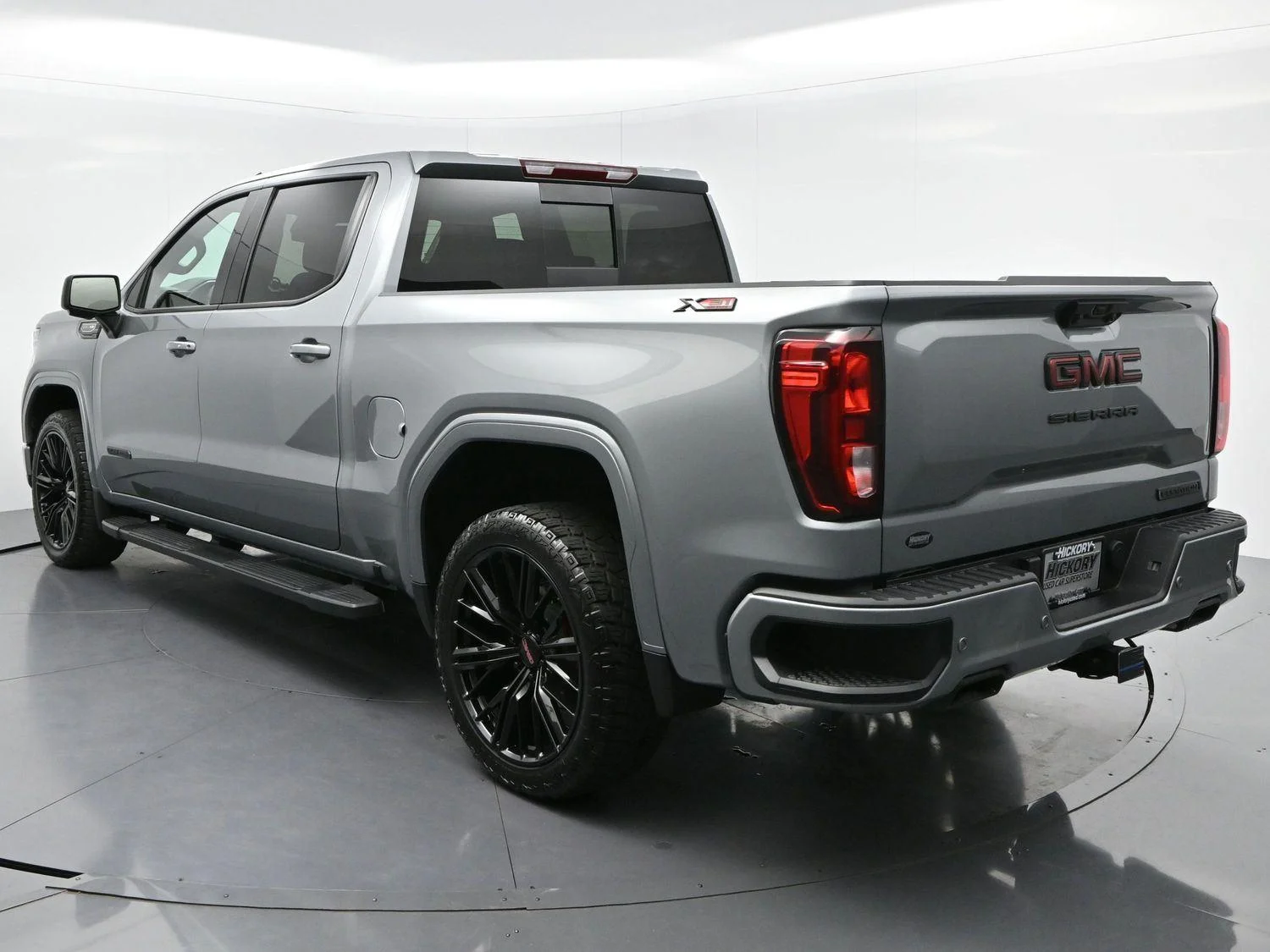 Used 2026 Sterling Metallic GMC Elevation image 5