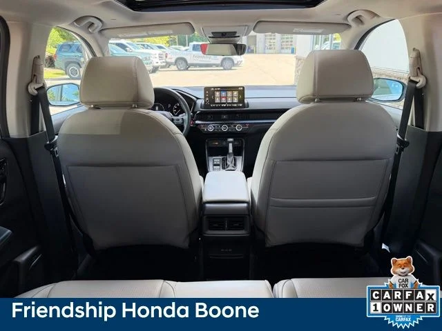 Used 2024 White Honda EX-L image 39