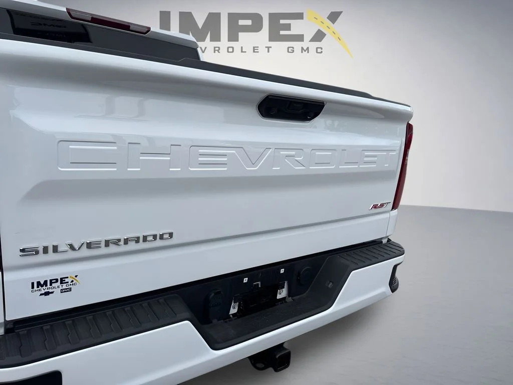 Used 2026 Summit White Chevrolet RST image 35