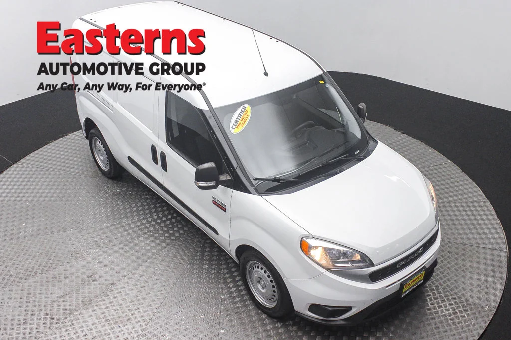 Used 2022 White Ram Base image 3