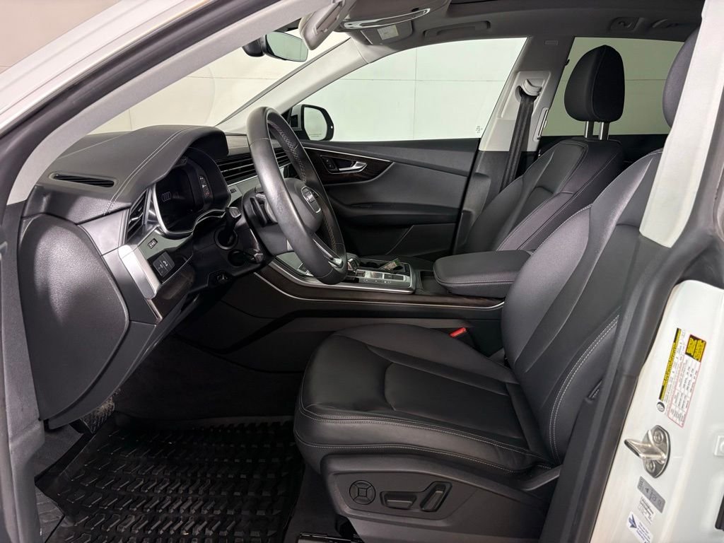Used 2023 White Audi 55 Premium image 16