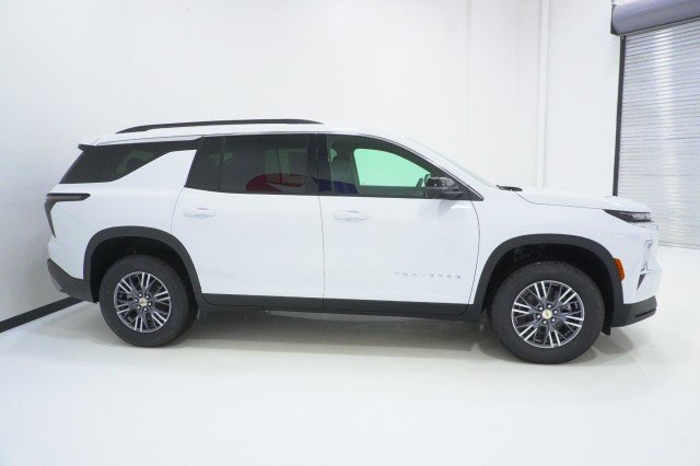 2026 Chevrolet Traverse LT - Photo 4