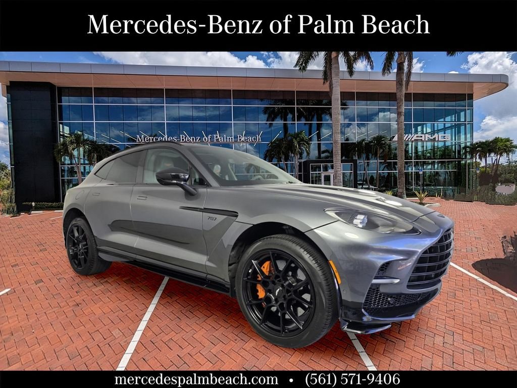 2023 Aston Martin DBX 4.0 V8 707 AWD's photo