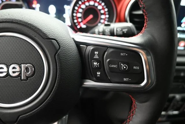 Certified Used 2019 White Jeep Unlimited Rubicon image 19