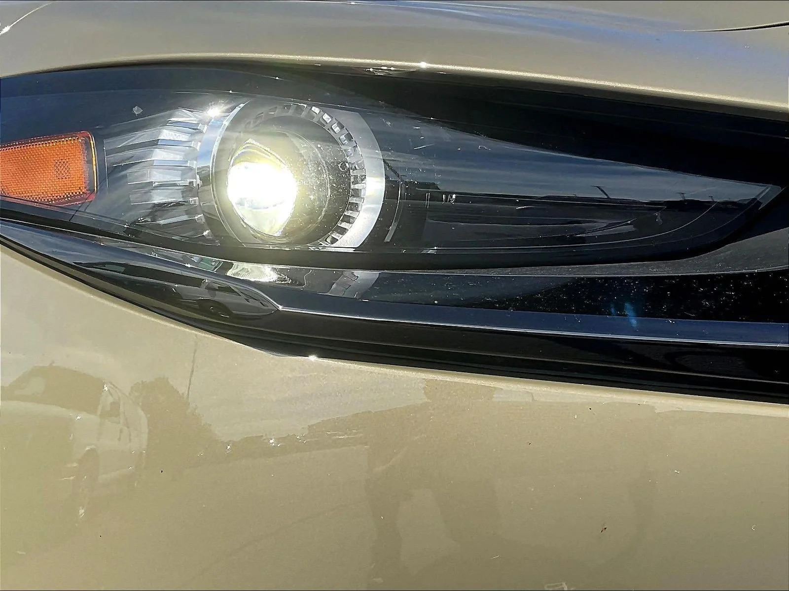 Certified Used 2024 Zircon Sand Metallic Mazda 2.5 Carbon Turbo image 34