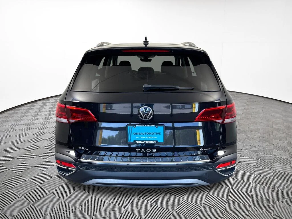 Used 2022 Black Volkswagen 1.5T SEL image 10
