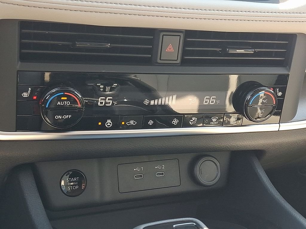 2026 Nissan Rogue — photo 12
