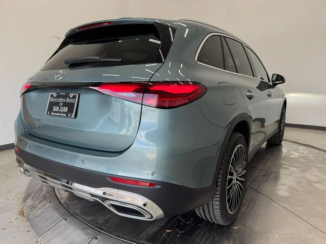 New 2027 Silver Mercedes-Benz GLC 300 image 31
