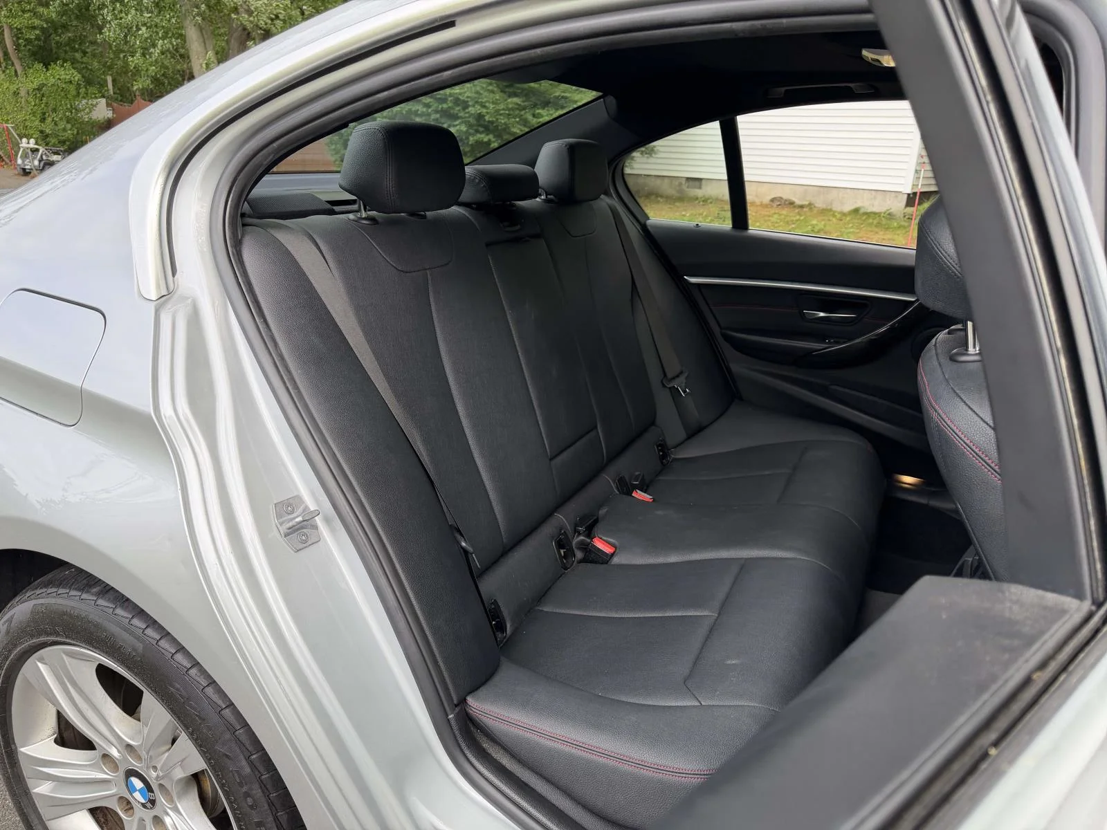 Used 2018 Silver BMW 330i xDrive image 12