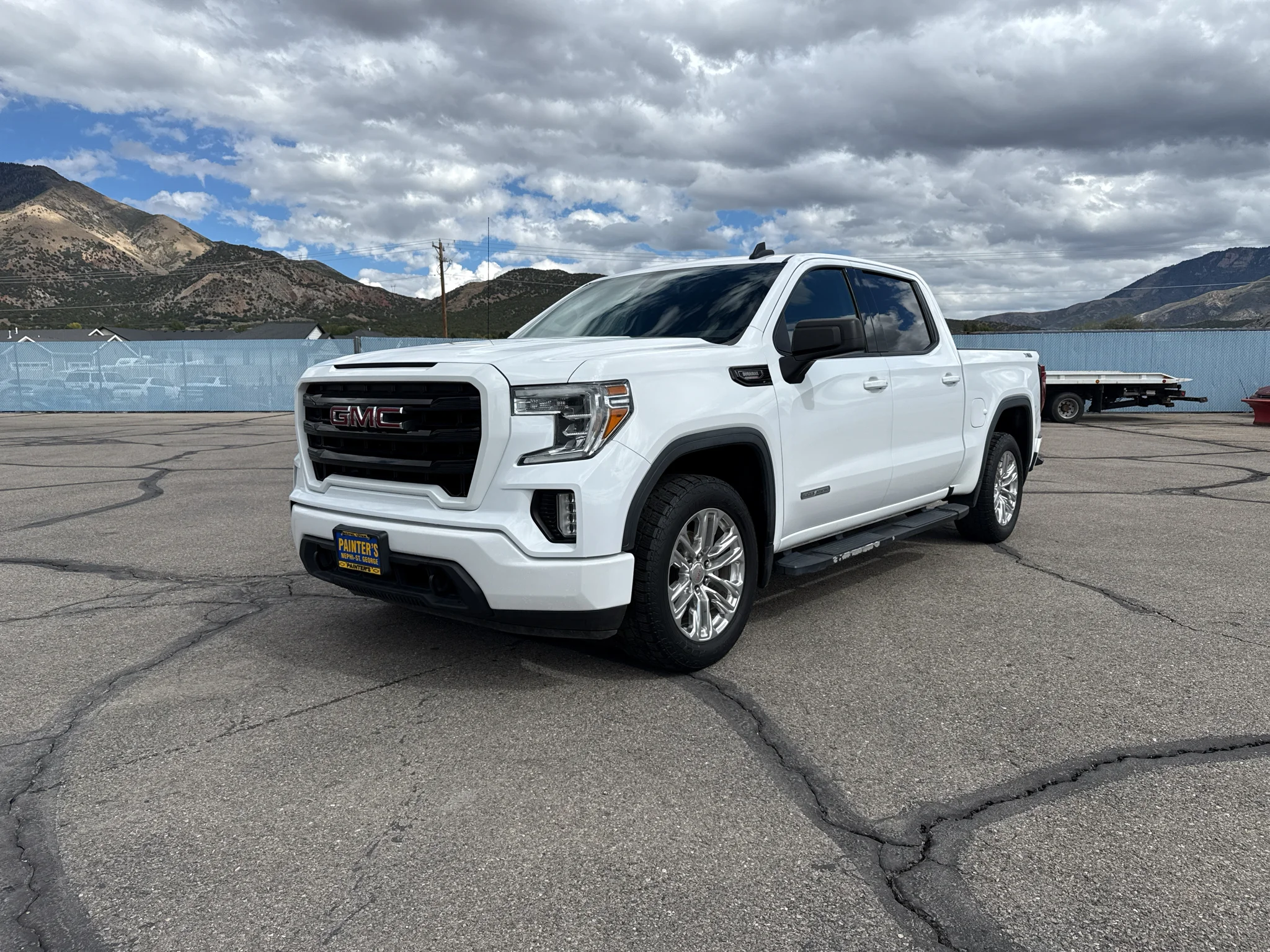 Used 2020 SUMMIT WHITE GMC Elevation image 1