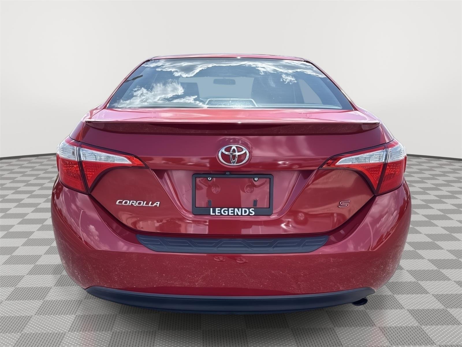 Used 2014 Barcelona Red Metallic Toyota S image 13