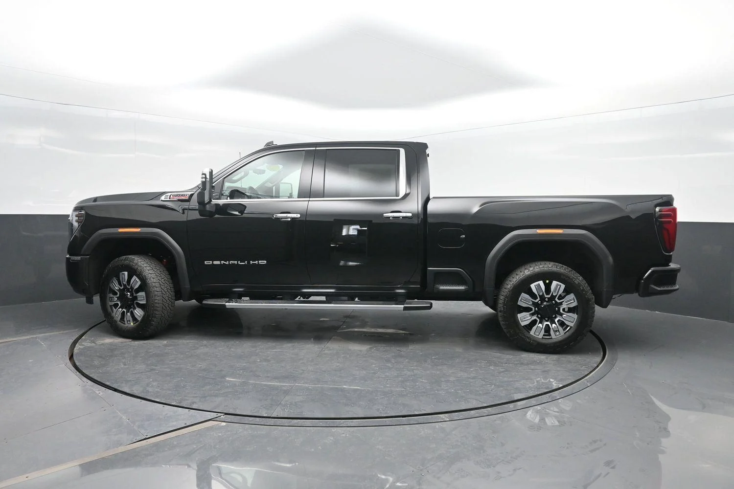 2026 GMC Sierra 2500HD Denali - Photo 46