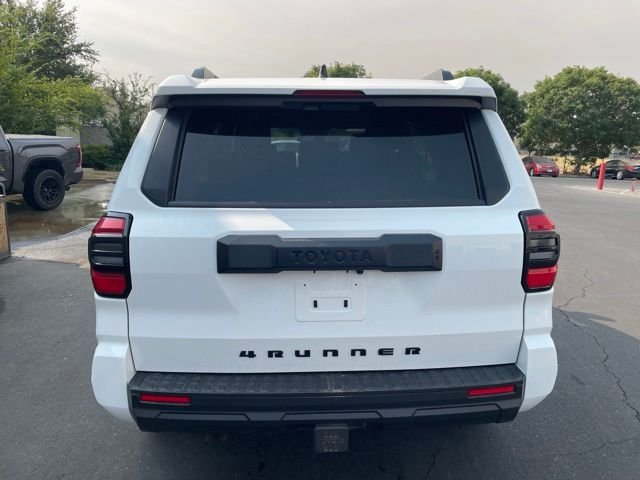 Used 2025 White Toyota SR5 image 4