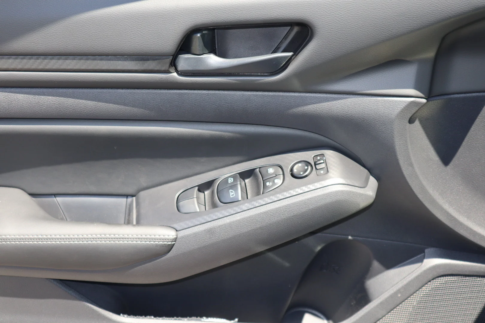 New 2026 Gun Metallic Nissan SV Special Edition image 15