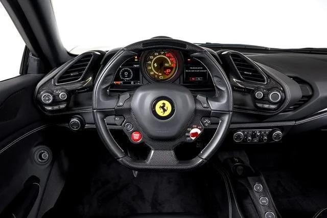 Certified Used 2018 Bianco Avus Ferrari  image 6