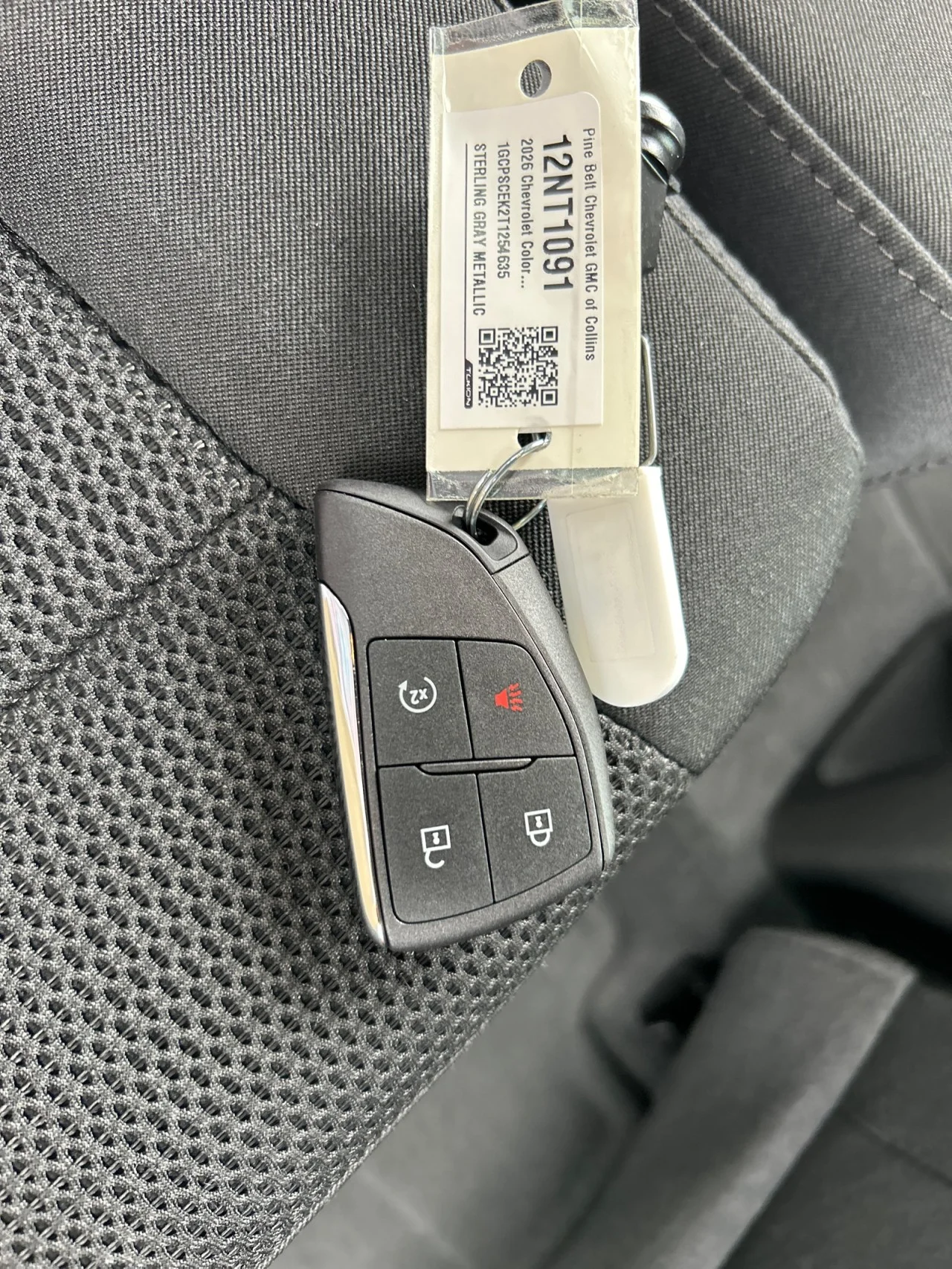 New 2026 Sterling Gray Metallic Chevrolet LT image 21