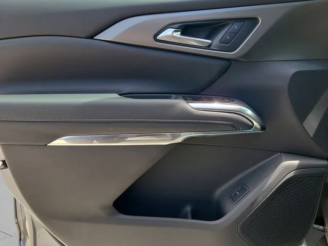 New 2026 Sterling Gray Metallic Chevrolet LT image 17