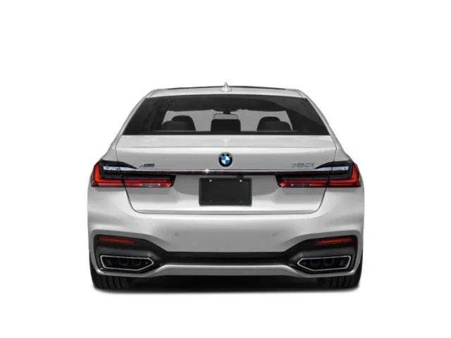 Used 2022 Cashmere Silver Metallic BMW 750i xDrive image 8