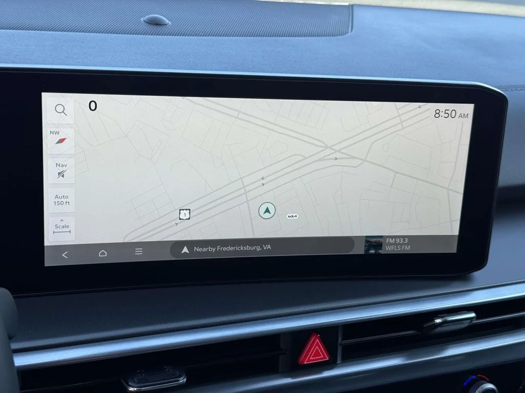 Used 2025 Gray Kia SX image 3