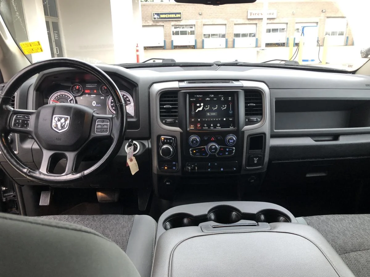 Used 2020 Grey RAM Express 4x4 Crew Cab image 15