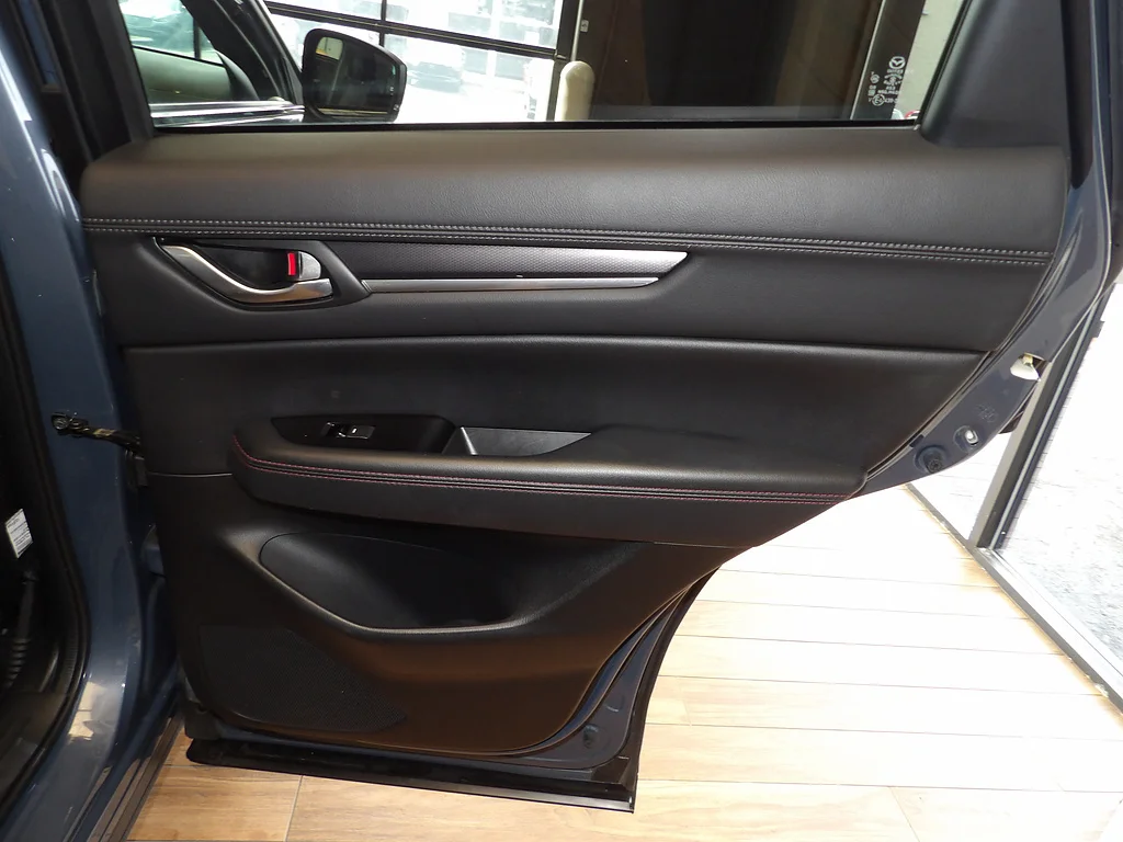 Certified Used 2024 Polymetal Gray Metallic Mazda 2.5 S Carbon Edition image 16